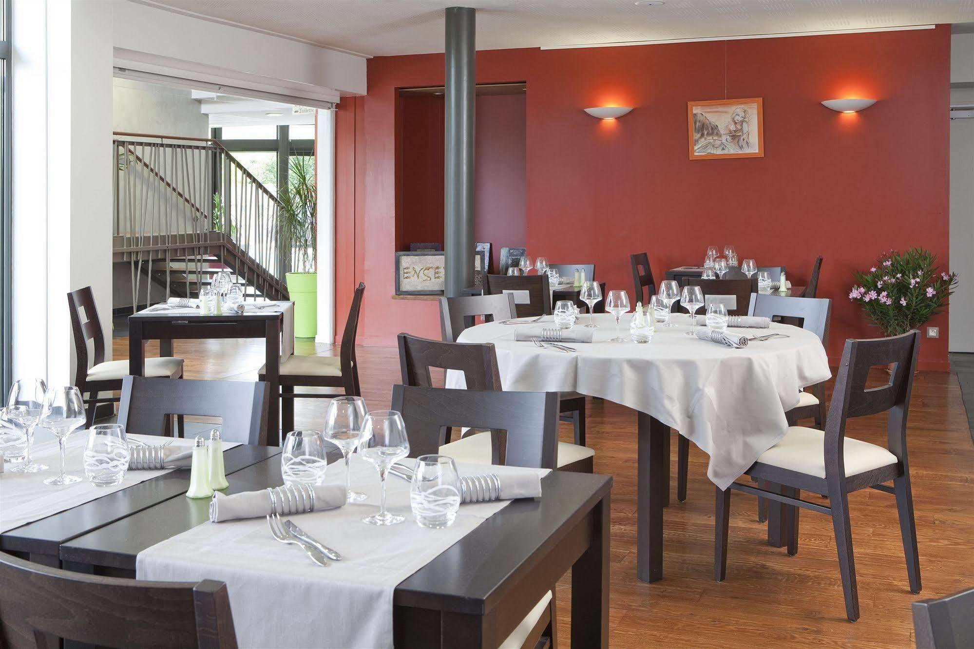 Logis Hotel Terre De Loire Belleville-sur-Loire Ngoại thất bức ảnh