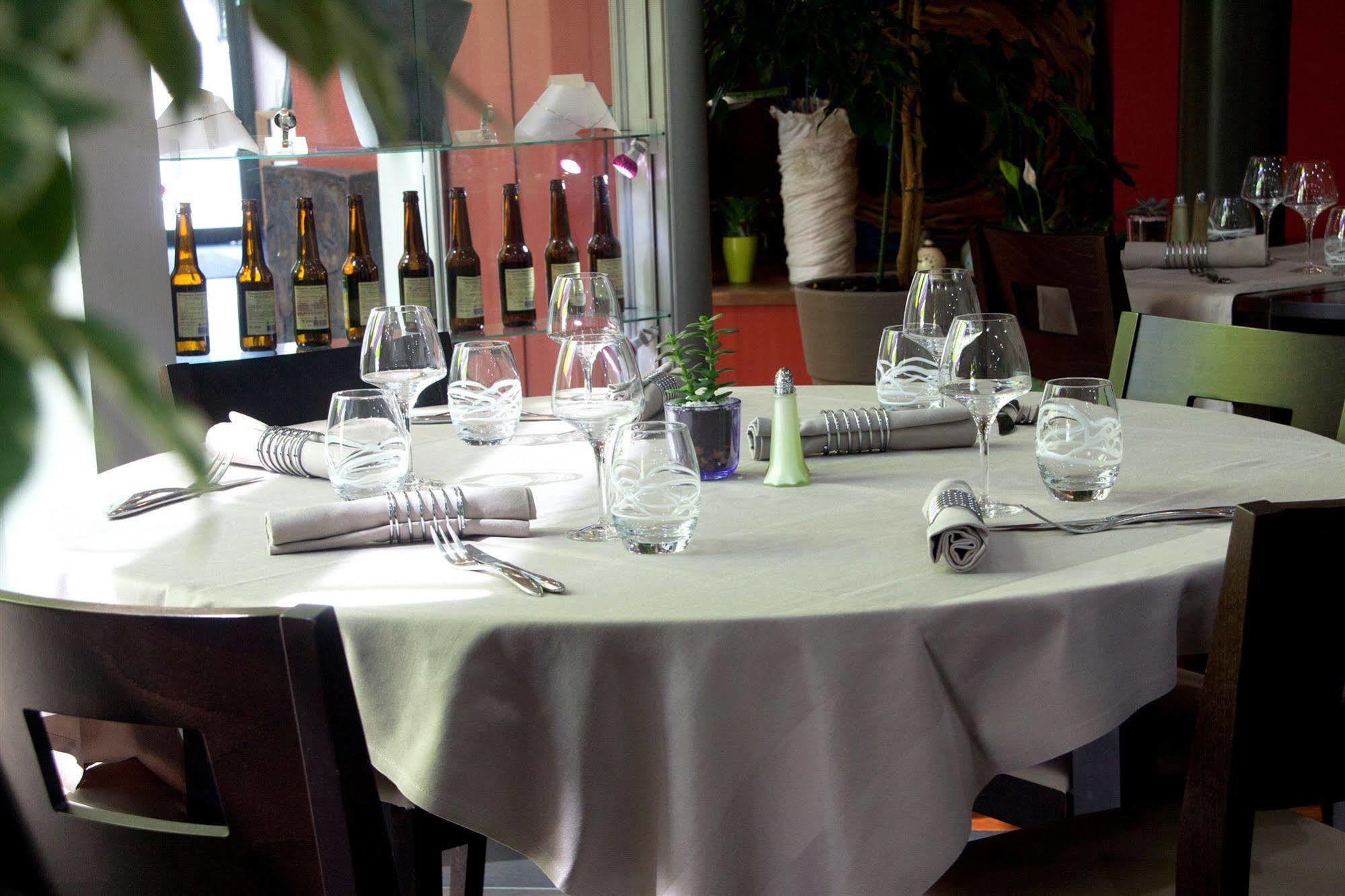 Logis Hotel Terre De Loire Belleville-sur-Loire Ngoại thất bức ảnh